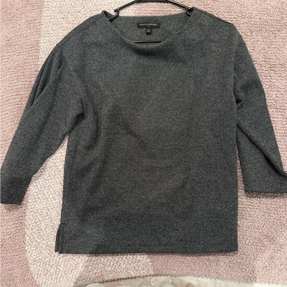 Banana Republic Women's Charcoal Crewneck Sweater